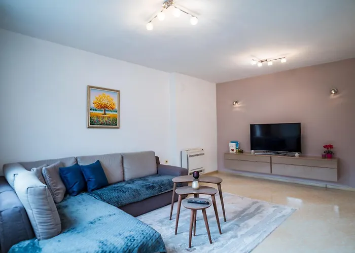 Black Sea Centre By Flat Manаger * 瓦爾納