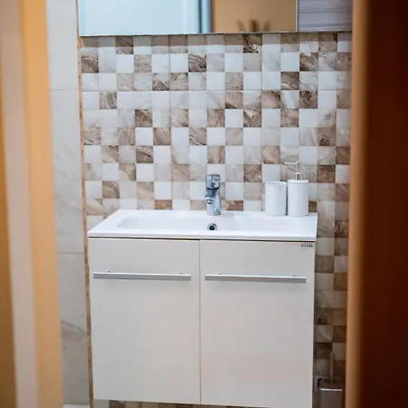 Black Sea Centre Apartment *