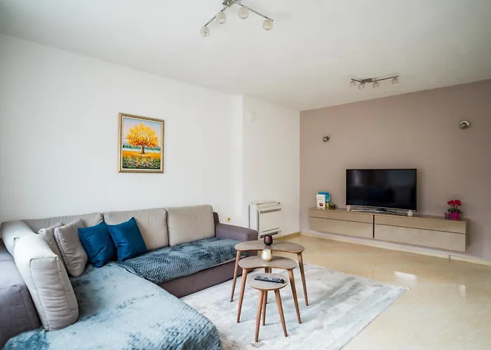 Black Sea Centre By Flat Manаger