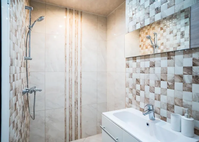 Black Sea Centre By Flat Manаger * Warna